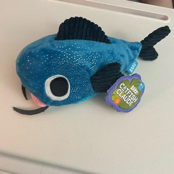 NWT Bark Catfish Claude dog toy - Picture 2 of 8